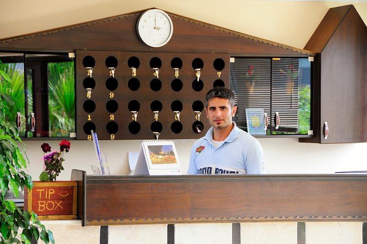 Las Palmeras Hotel Çamyuva Екстериор снимка