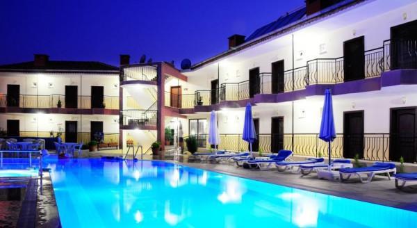 Las Palmeras Hotel Çamyuva Екстериор снимка