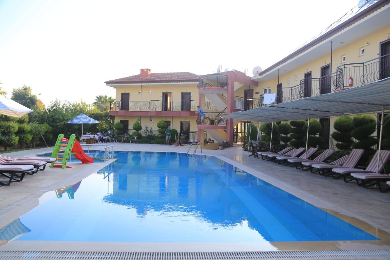 Las Palmeras Hotel Çamyuva Екстериор снимка