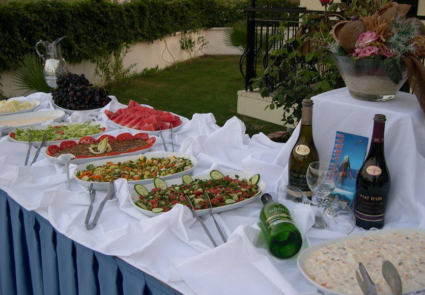 Las Palmeras Hotel Çamyuva Екстериор снимка
