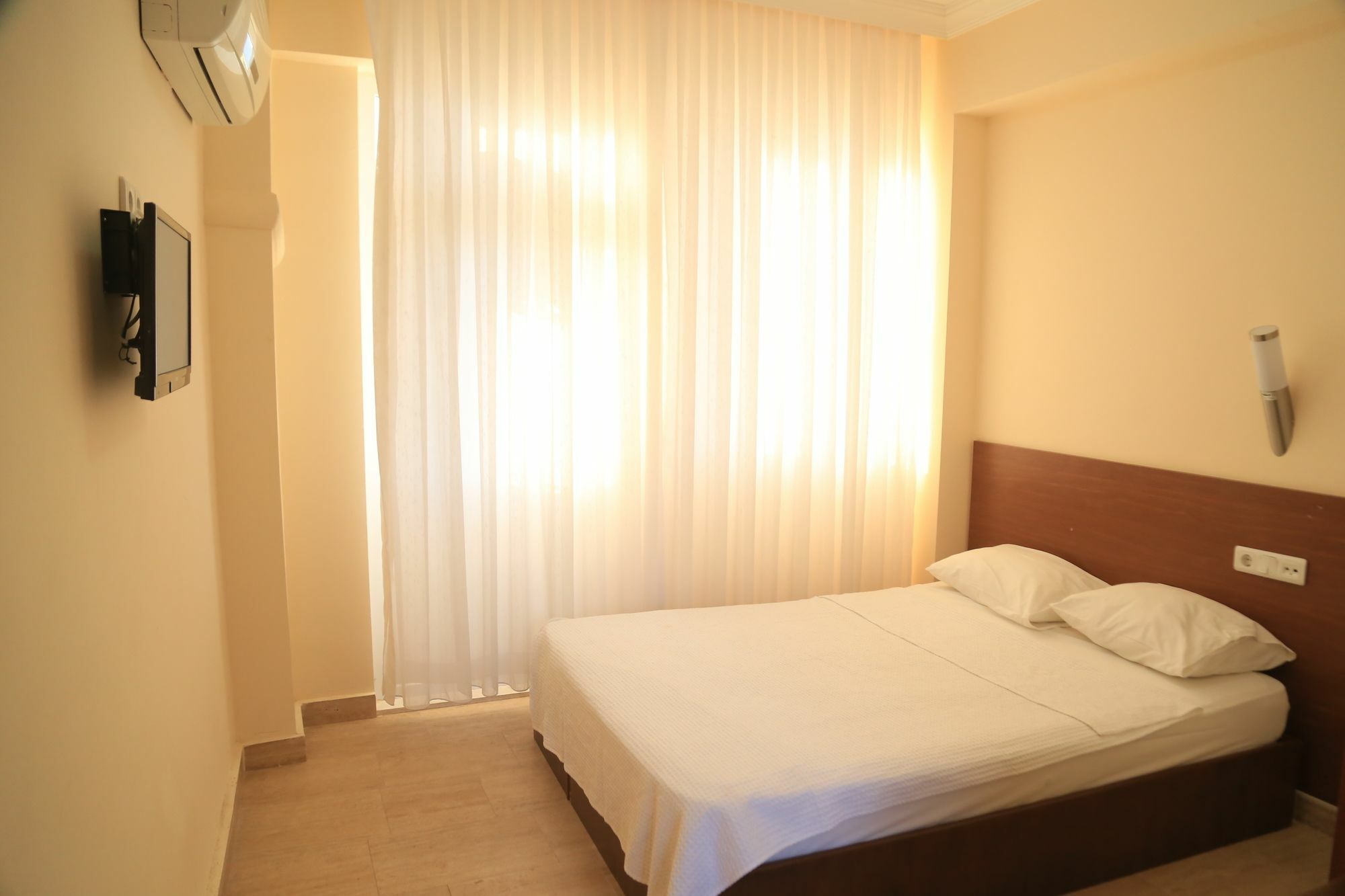 Las Palmeras Hotel Çamyuva Екстериор снимка
