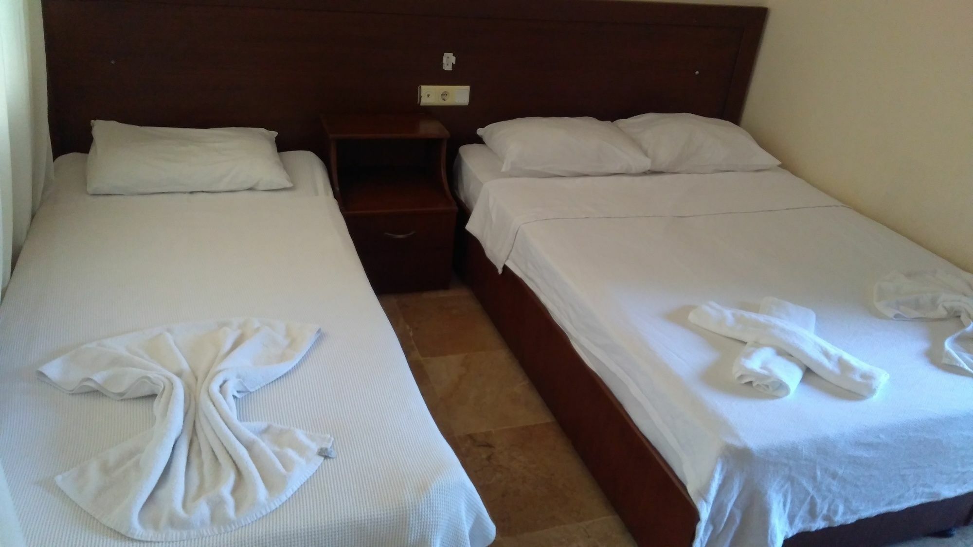 Las Palmeras Hotel Çamyuva Екстериор снимка