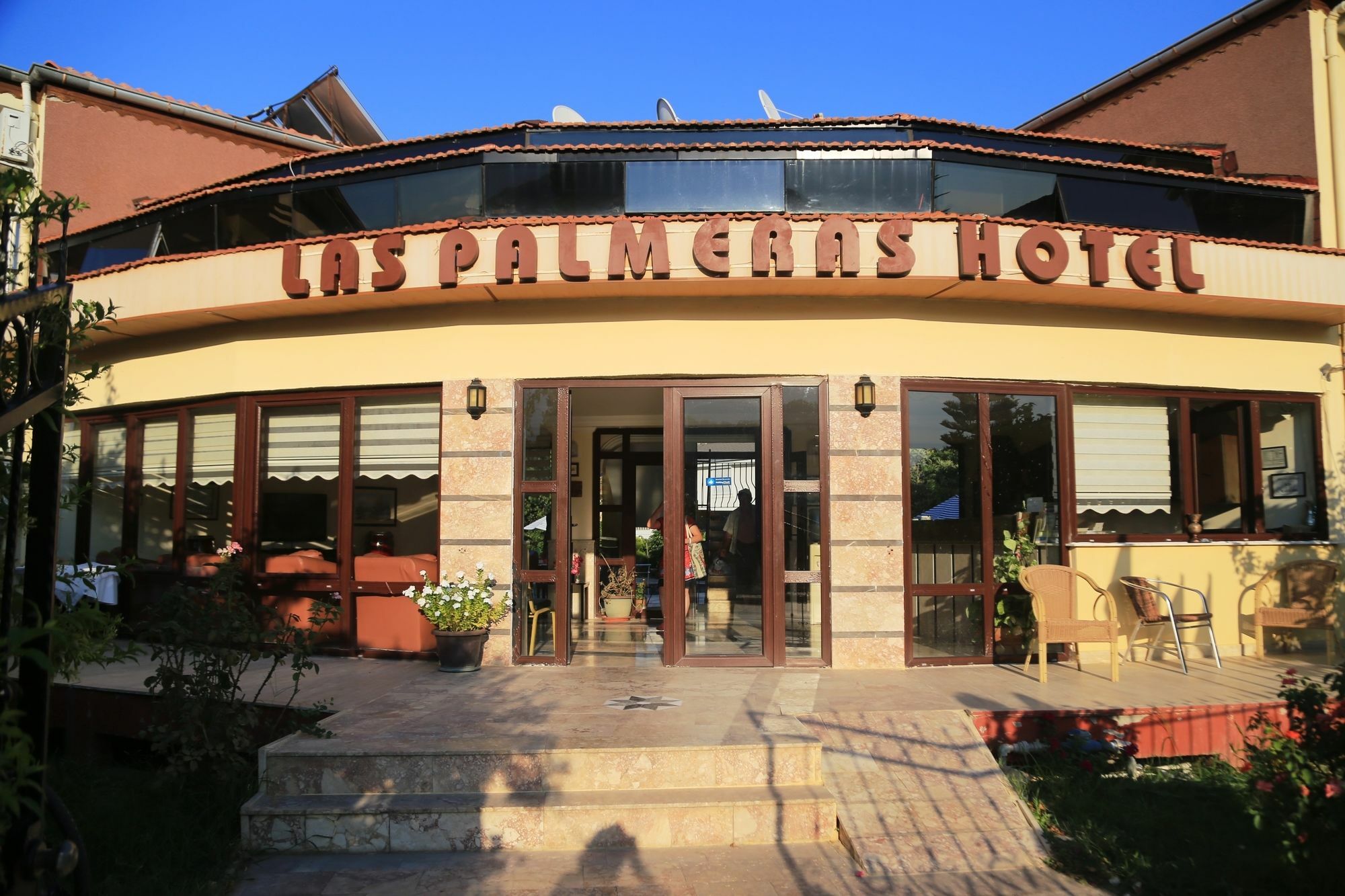Las Palmeras Hotel Çamyuva Екстериор снимка