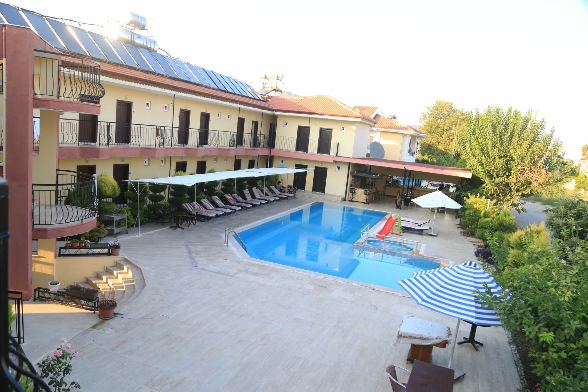 Las Palmeras Hotel Çamyuva Екстериор снимка
