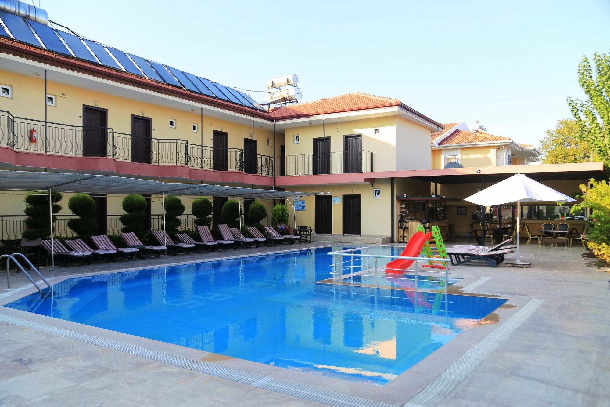 Las Palmeras Hotel Çamyuva Екстериор снимка